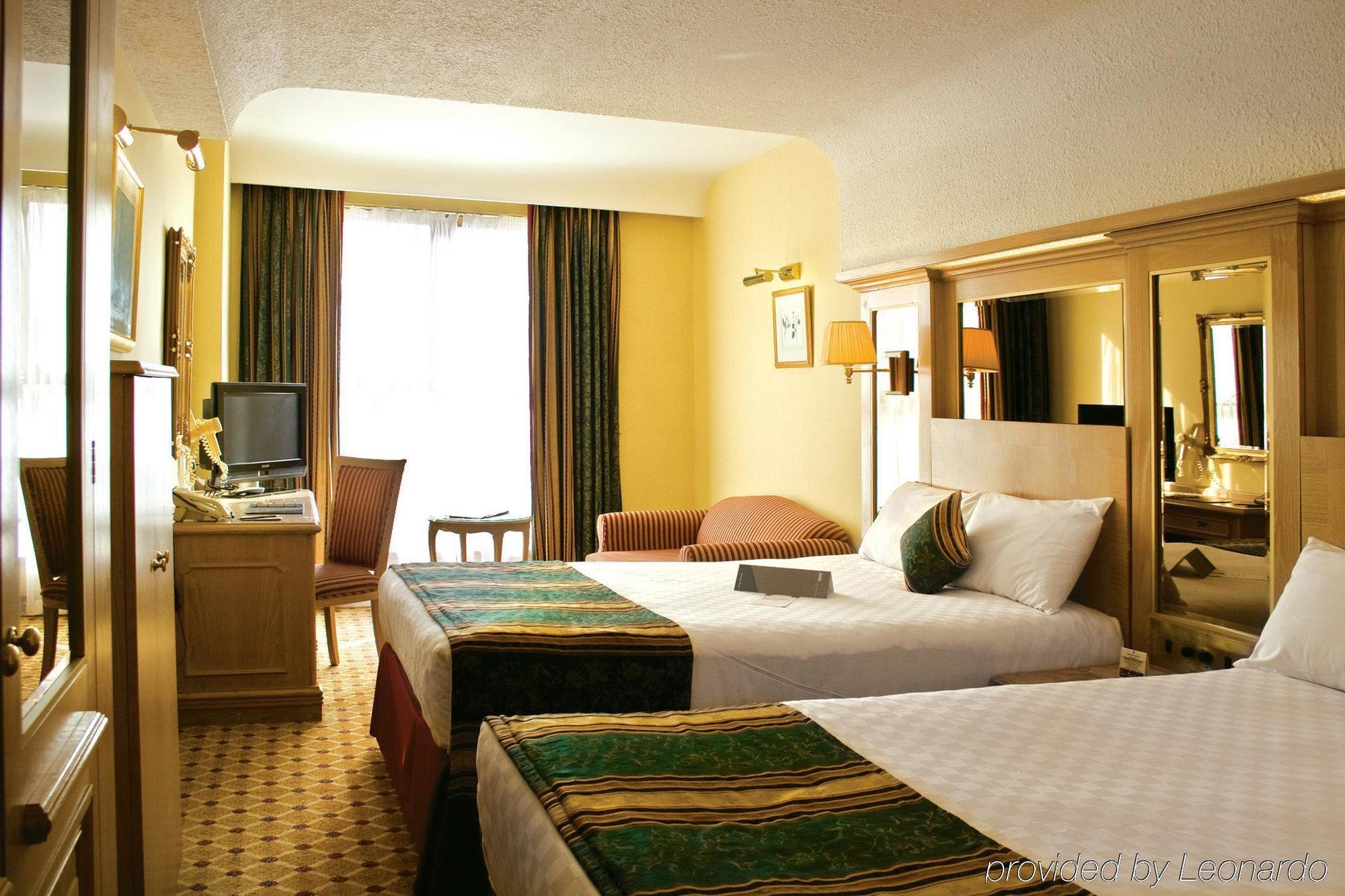 Thistle Westminster Лондон Номер фото