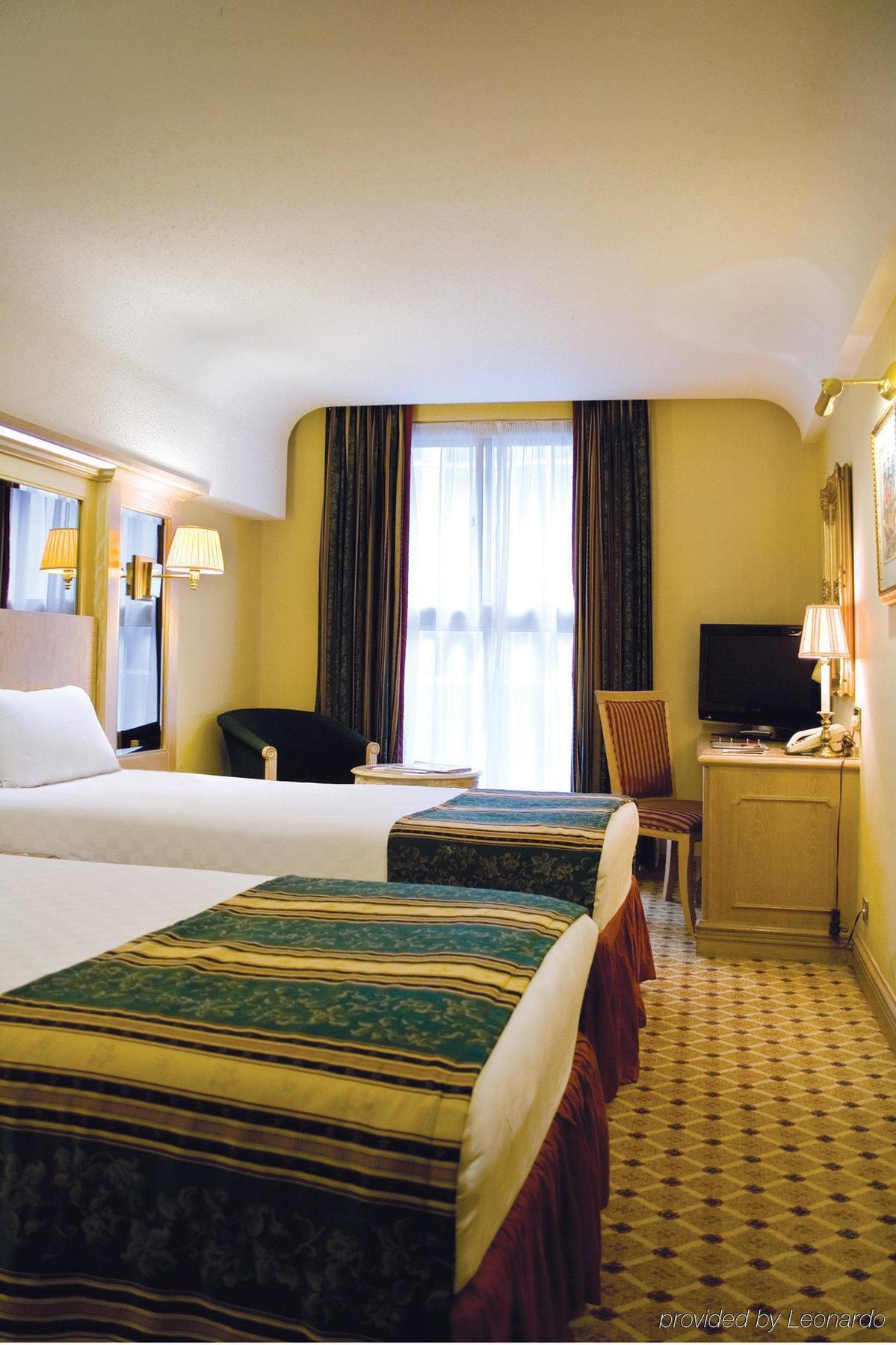Thistle Westminster Лондон Номер фото