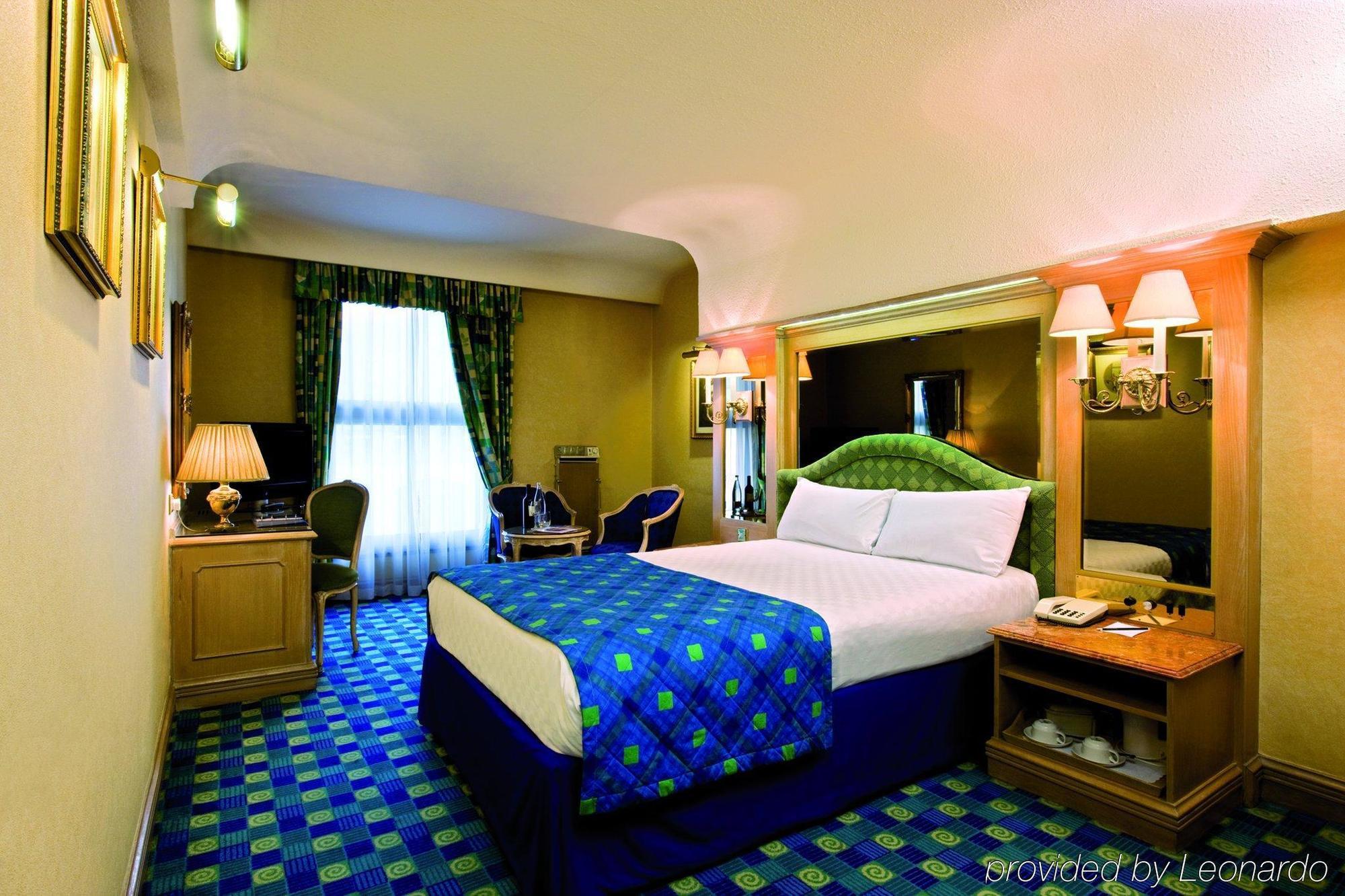 Thistle Westminster Лондон Номер фото