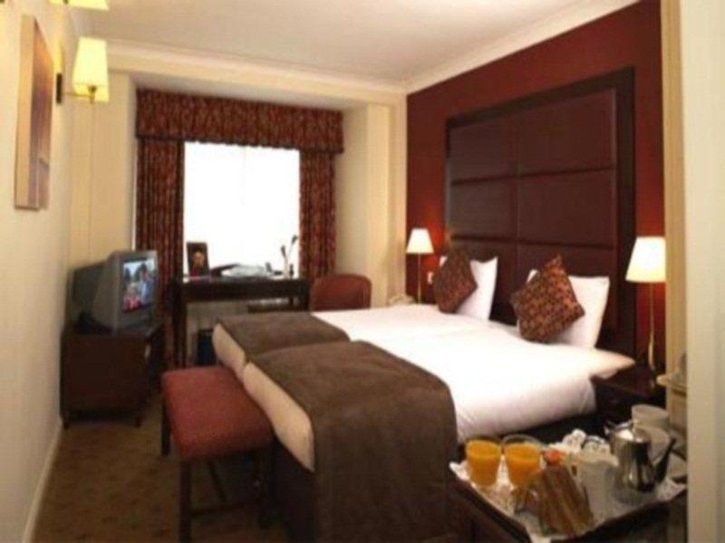 Thistle Westminster Лондон Экстерьер фото