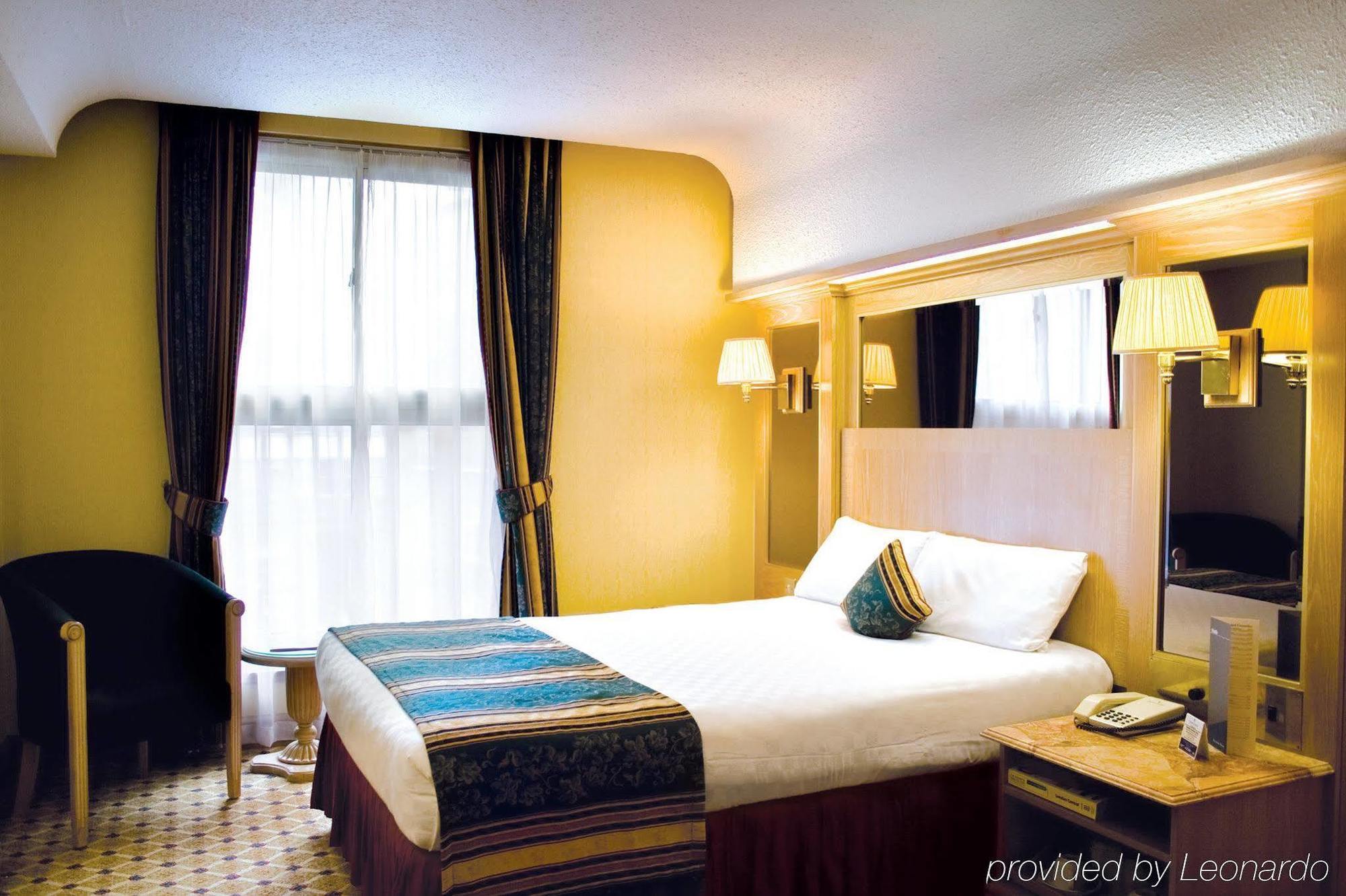 Thistle Westminster Лондон Номер фото