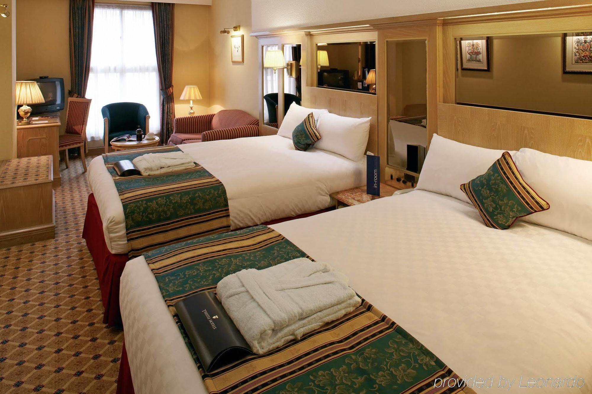 Thistle Westminster Лондон Номер фото