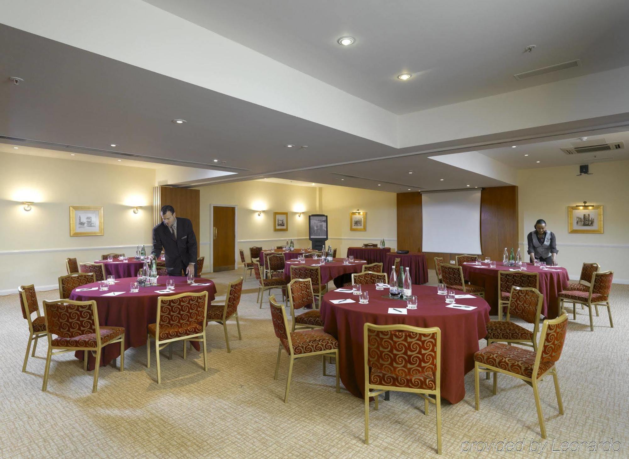 Thistle Westminster Лондон Ресторан фото